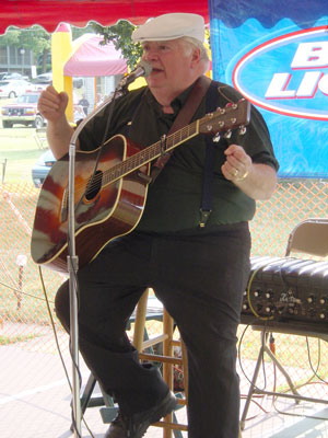 Charlie at 2002 Festival